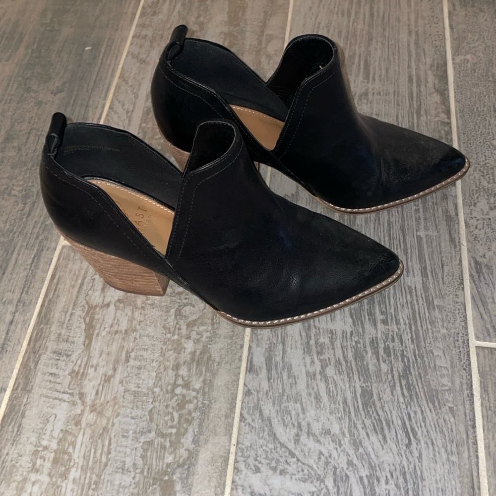 Pointed Ankle Boots